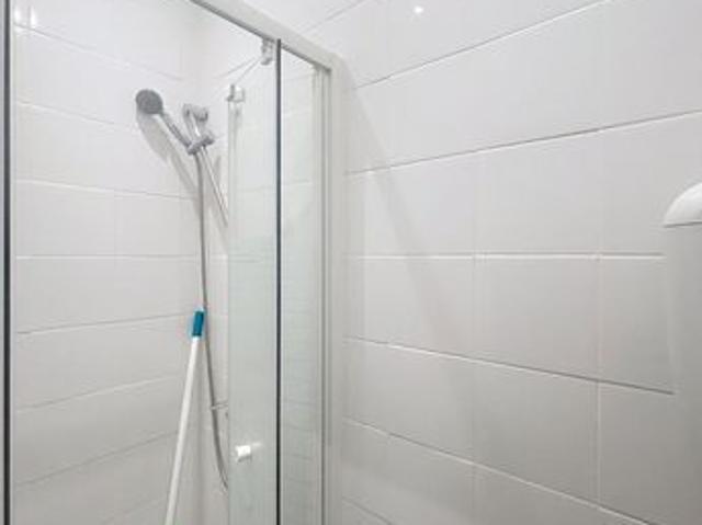 Studio 1 pièce 9 m²