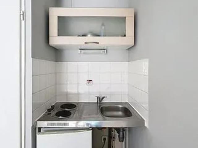 Studio 1 pièce 17 m²