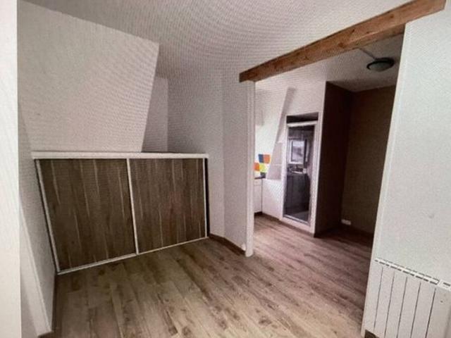 Studio 1 pièce 17 m²