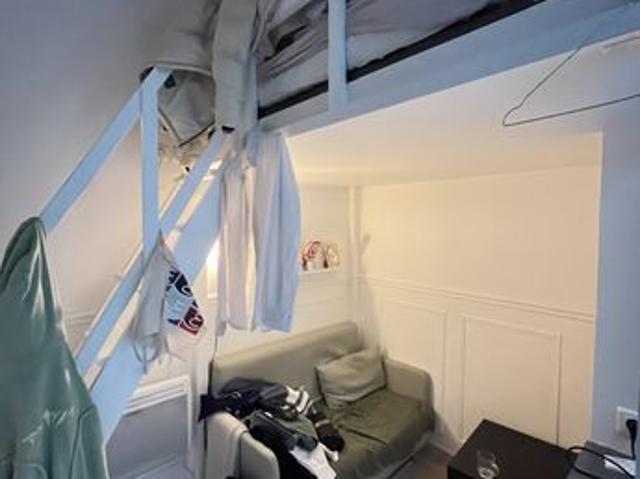 Studio 1 pièce 17 m²
