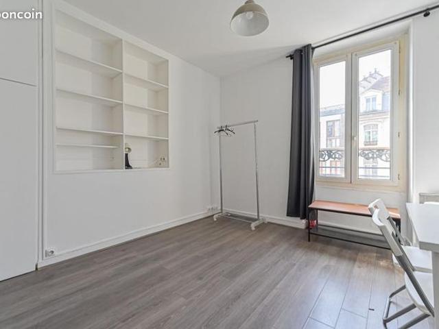 Studio 1 pièce 17 m²