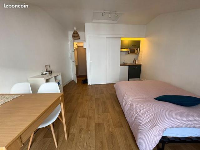 Studio 1 pièce 17 m²