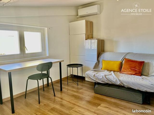 Studio 1 pièce 14 m²