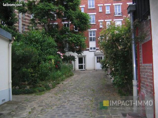 Studio 1 pièce 14 m²