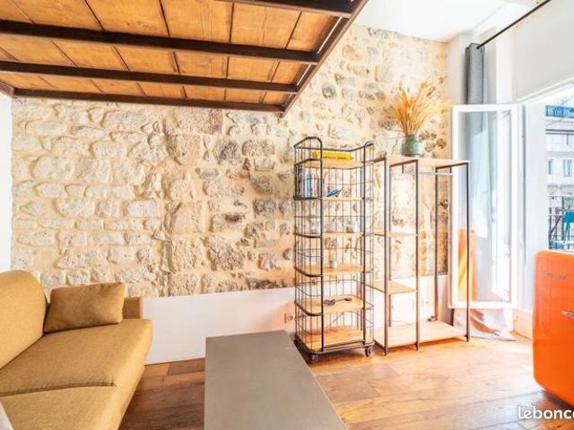 Studio 1 pièce 14 m²