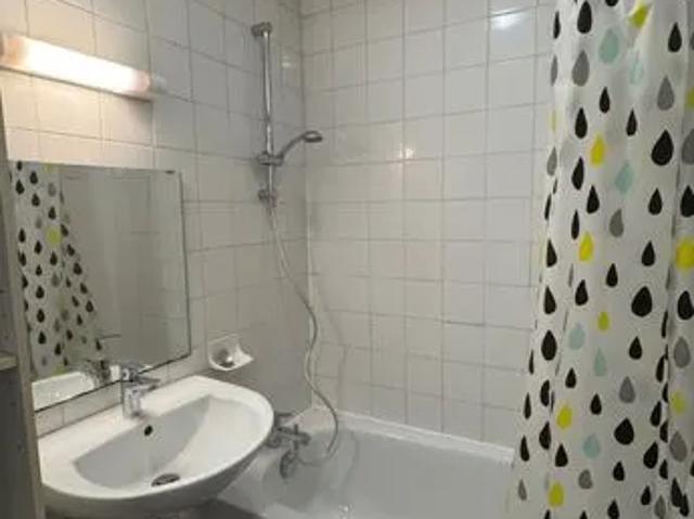 Studio 1 pièce 18 m²