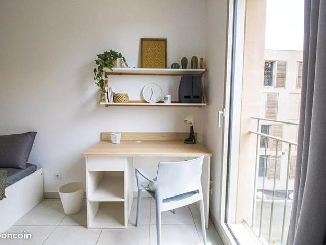 Studio 1 pièce 19 m²