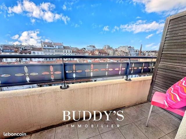 Studio 1 pièce 19 m²