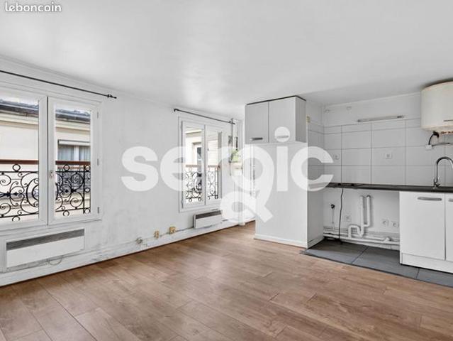Studio 1 pièce 19 m²