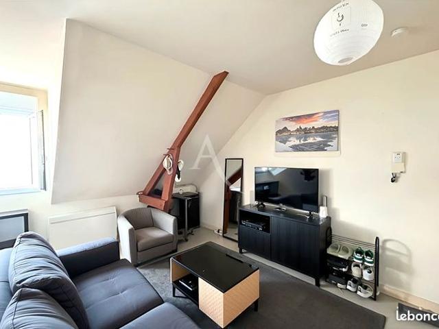 Studio 1 pièce 19 m²