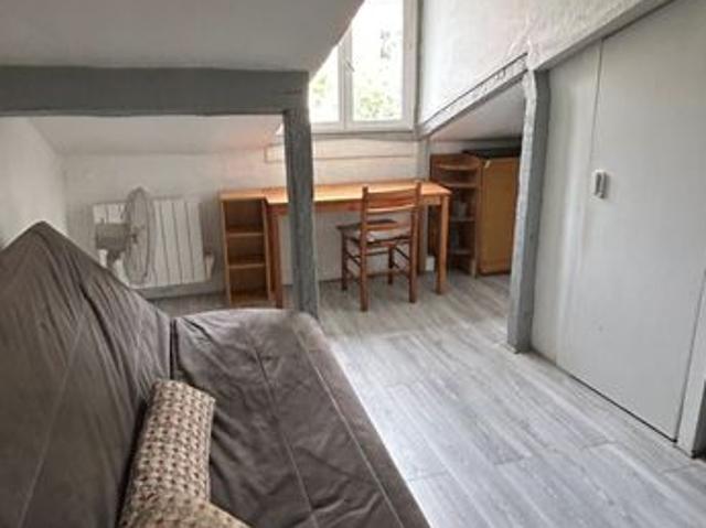 Studio 1 pièce 19 m²