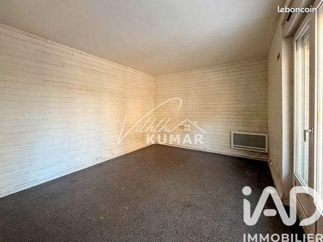 Studio 1 pièce 23 m²