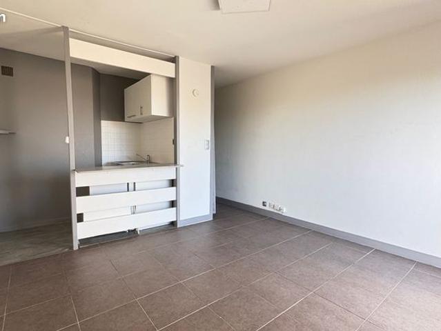 Studio 1 pièce 23 m²