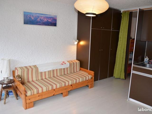 Studio 1 pièce 23 m²