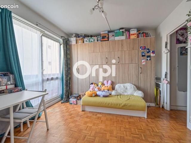 Studio 1 pièce 23 m²