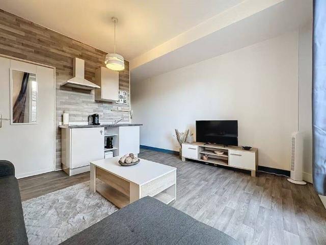 Studio 1 pièce 20 m2 + cave