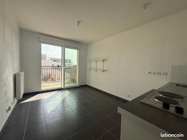 Studio 1 pièce 20 m²
