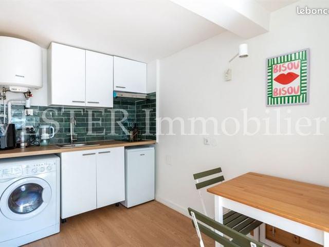 Studio 1 pièce 20 m²