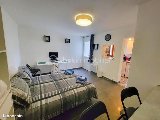 Studio 1 pièce 20 m²