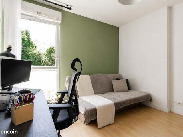 Studio 1 pièce 20 m²