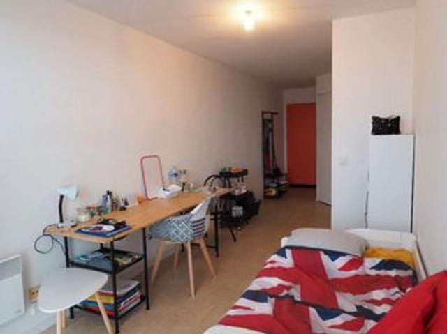 Studio 1 pièce 20 m²
