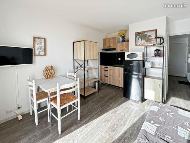 Studio 1 pièce 21 m²