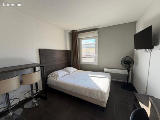 Studio 1 pièce 21 m²