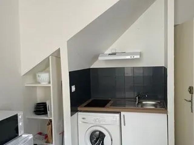 Studio 1 pièce 27 m²