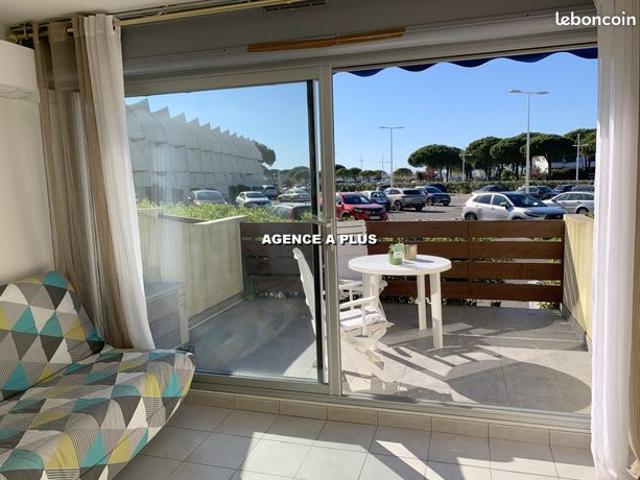 Studio 1 pièce 27 m²