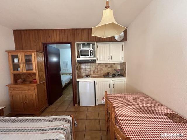 Studio 1 pièce 24 m²