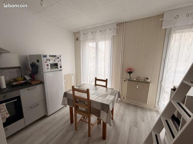 Studio 1 pièce 25 m²