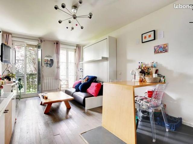 Studio 1 pièce 25 m²
