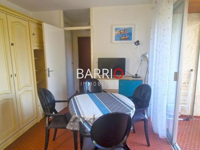 Studio 1 pièce 25 m²