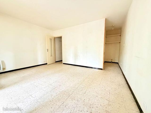 Studio 1 pièce 26 m²