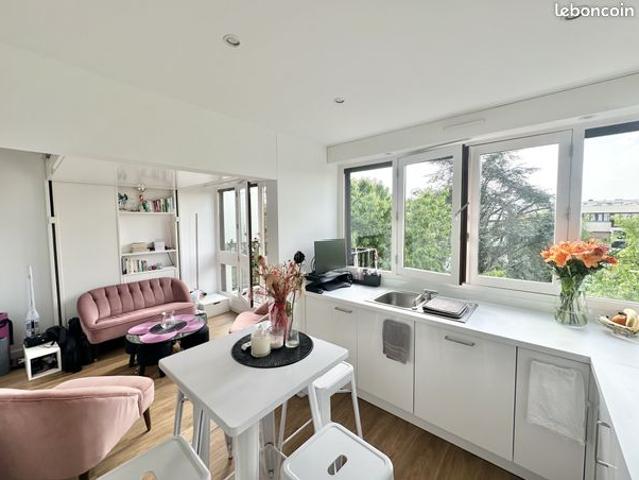 Studio 1 pièce 26 m²
