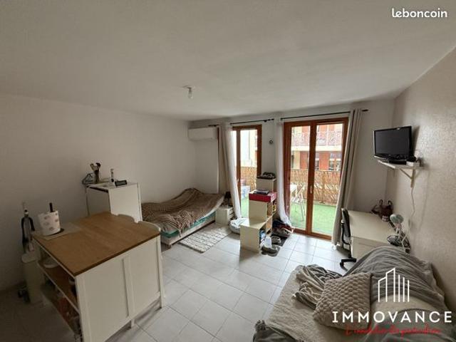 Studio 1 pièce 26 m²