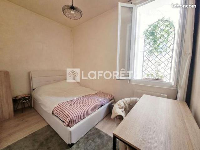 Studio 1 pièce 28 m²