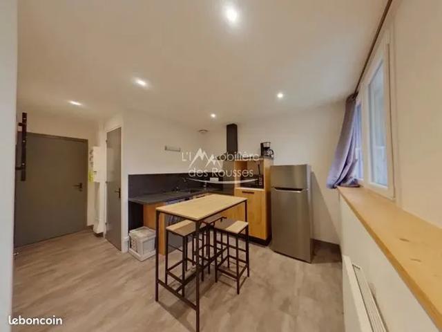 Studio 1 pièce 29 m²