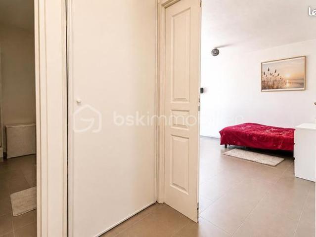 Studio 1 pièce 30 m²