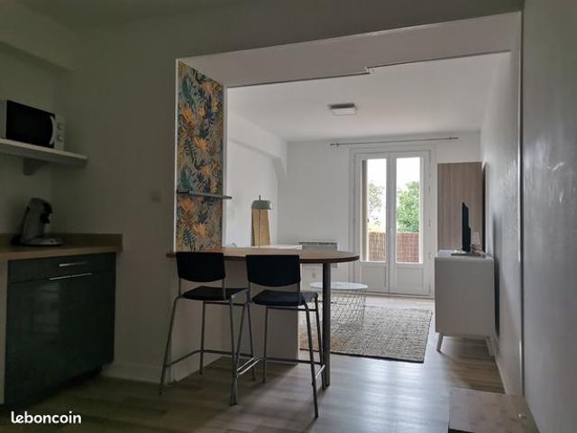 Studio 1 pièce 30 m²