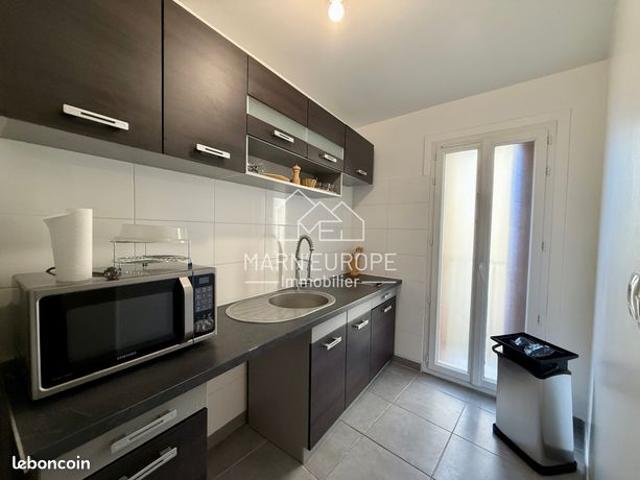 Studio 1 pièce 30 m²