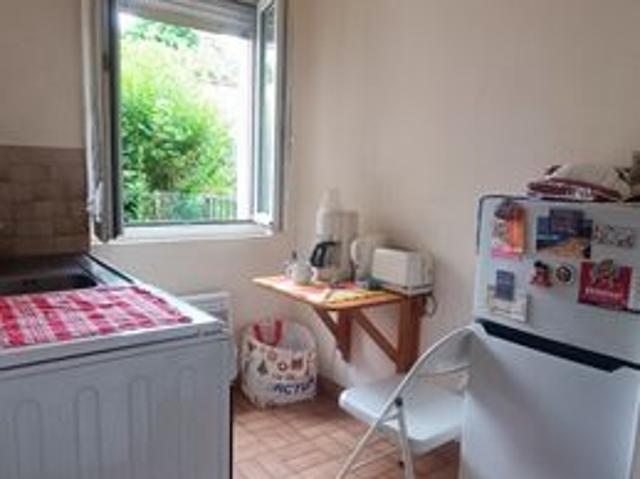 Studio 1 pièce 31 m²