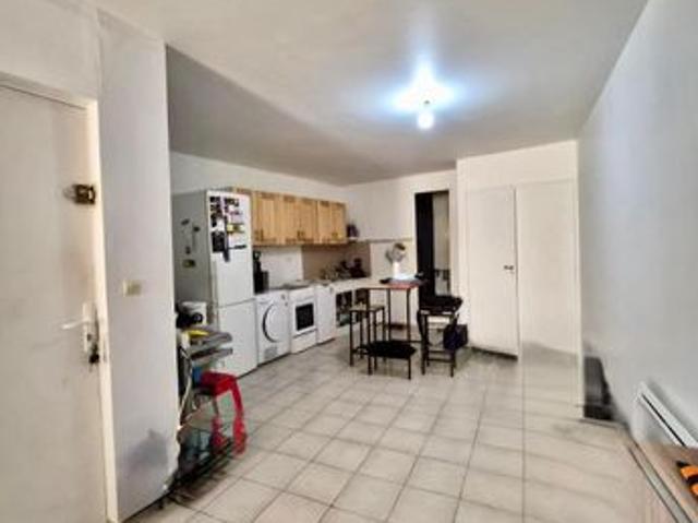 Studio 1 pièce 32 m²