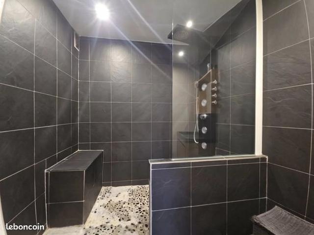 Studio 1 pièce 34 m²