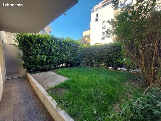 Studio 1 pièce 34 m²