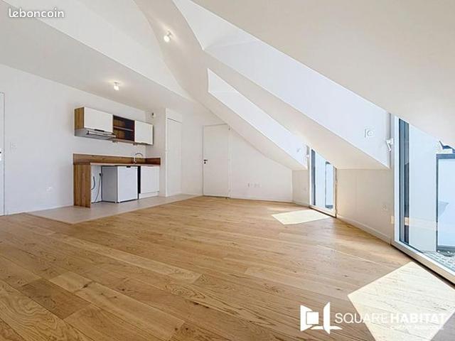 Studio 1 pièce 35 m²