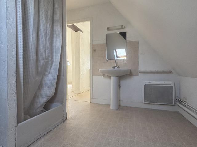Studio 1 pièce s 16 m²