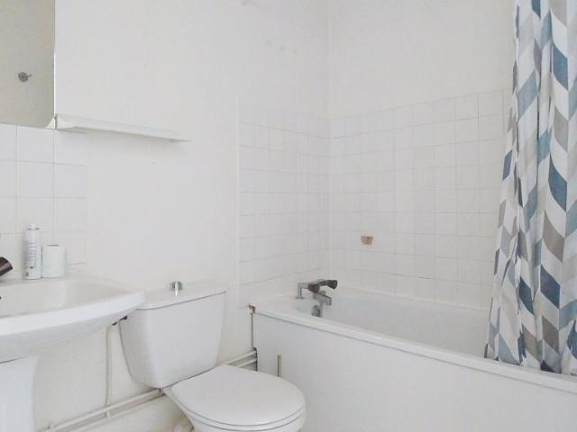 Studio 1 pièce s 26 m²