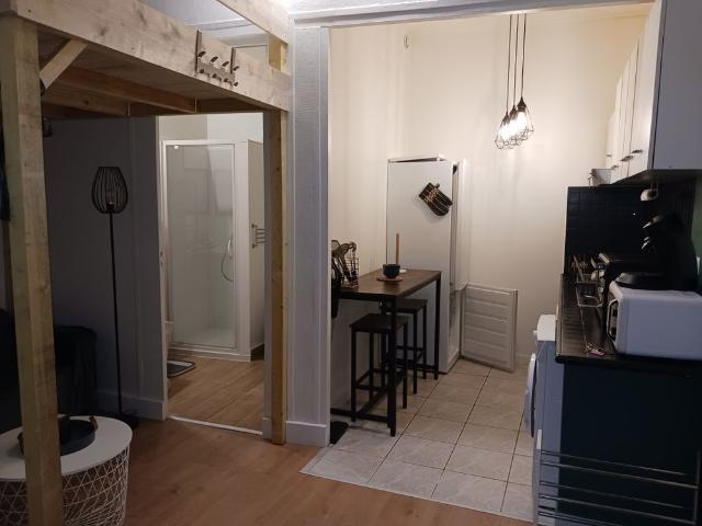 Studio 1 pièce s 22 m²