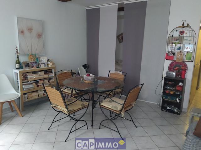 Studio 1 pièce s 40.5 m²